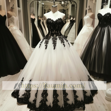 Load image into Gallery viewer, Hand Made Custom White and Black Lace Applique Strapless Wedding Dress Prom Princess Dress W13-15.2