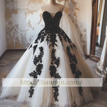 Load image into Gallery viewer, White Tulle and Black Lace Applique Strapless Wedding Dress Prom Princess Dress W13-15.7