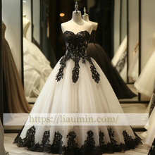 Load image into Gallery viewer, White Tulle and Black Lace Applique Ball Gown Wedding Dress Prom Princess Dress W13-16.2