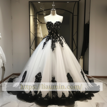 Load image into Gallery viewer, White Tulle and Black Lace Applique Strapless Wedding Dress Prom Princess Dress W13-16.5