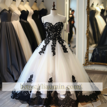 Load image into Gallery viewer, White Tulle and Black Lace Applique Ball Gown Wedding Dress Prom Princess Dress W13-16.6