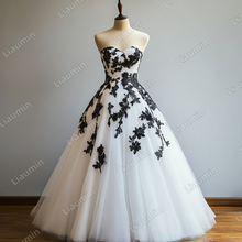 Load image into Gallery viewer, White Tulle and Black Lace Applique Evening Prom Formal Lace Up Back Princess Dress C-1.1