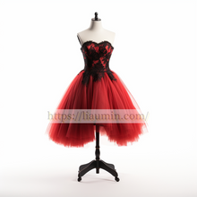 Load image into Gallery viewer, Red Tulle and Black Lace Applique Short Evening Party Prom Princess Homecoming Dress W5-2.11