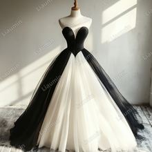 Load image into Gallery viewer, Custom Classic Ivory Black Tulle Strapless Wedding Evening Prom Formal Lace Up Back Princess Dress C-2.32