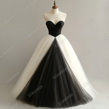 Load image into Gallery viewer, Custom Classic Ivory Black Tulle Strapless Wedding Evening Prom Formal Lace Up Back Princess Dress C-2.36