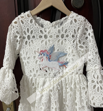 Load image into Gallery viewer, White Flower Girl Dresses for Weddings Tulle Princess Lace Half Sleeve Holy First Communion Gowns Party Pageant Clothes For Kids