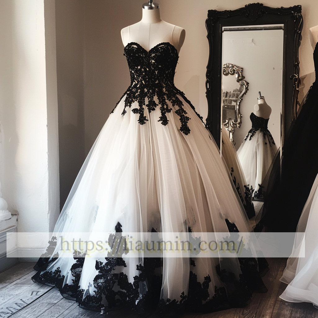 New White and Black Lace Applique Ball Gown Wedding Dress Prom Princess Dress  W13-14.7