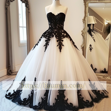 Load image into Gallery viewer, Hand Made Custom White and Black Lace Applique Strapless Wedding Dress Prom Princess Dress W13-14.8
