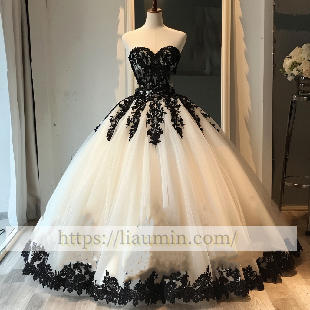 New Ivory and Black Lace Applique Ball Gown Wedding Dress Prom Princess Dress  W13-15.1