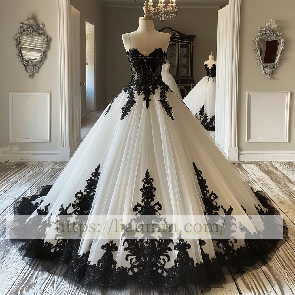 Hand Made Custom White and Black Lace Applique Strapless Wedding Dress Prom Princess Dress W13-15.5