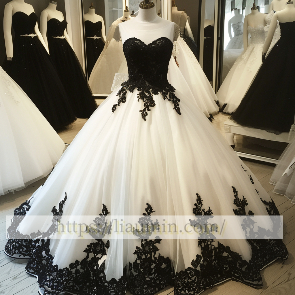 New Ivory and Black Lace Applique Ball Gown Wedding Dress Prom Princess Dress  W13-15.6