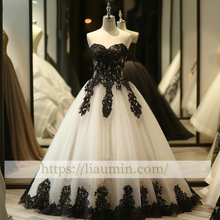 Load image into Gallery viewer, White Tulle and Black Lace Applique Ball Gown Wedding Dress Prom Princess Dress W13-16.2
