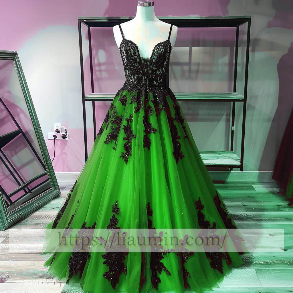 Black Lace Applique Spaghetti Straps A Line Evening Party Prom Princess Dress  W13-1