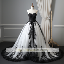 Load image into Gallery viewer, White Tulle and Black Lace Applique Ball Gwon Wedding Dress Prom Princess Dress Custom W5-2.21
