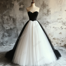 Load image into Gallery viewer, Custom Classic White Black Tulle Strapless Wedding Evening Prom Formal Lace Up Back Princess Dress C-2.24
