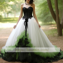 Load image into Gallery viewer, White And Black Applique With Green Tulle Strapless Lace Up Back Wedding Dress Bridal Gown Princess Dress W5-3.12
