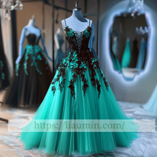 Load image into Gallery viewer, Black Lace Applique Strapless Full Length Lace Up Back Evening Party Prom Princess Dress  W13-7
